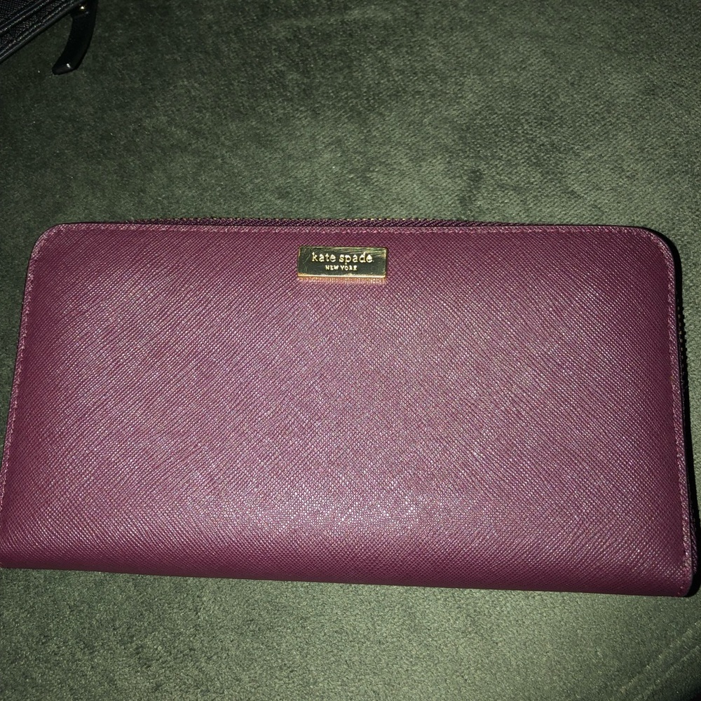 PLUM KATE SPADE WALLET